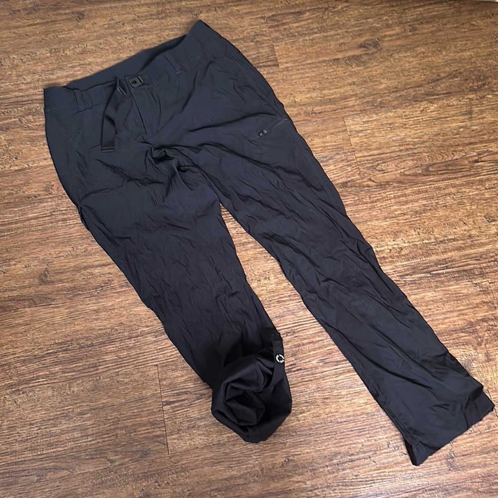 North face women’s nylon pant like new